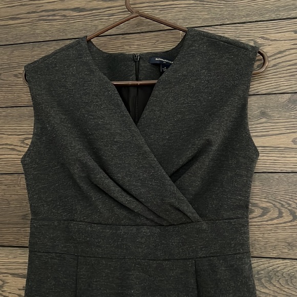 Banana Republic sheath dress with wrap accent - Picture 2 of 4